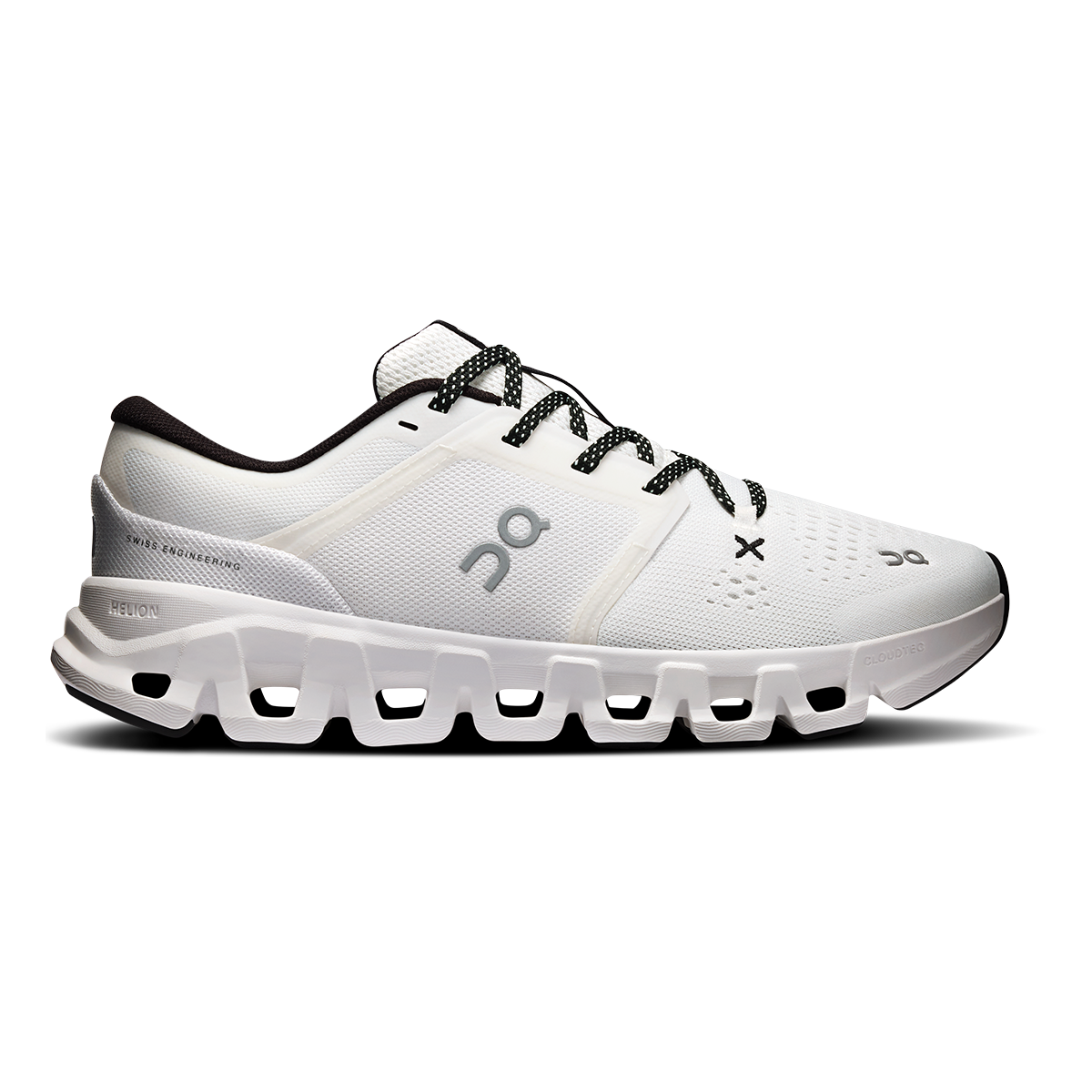 Tênis On Cloud X 5 Feminino - Branco / Preto - vista 1