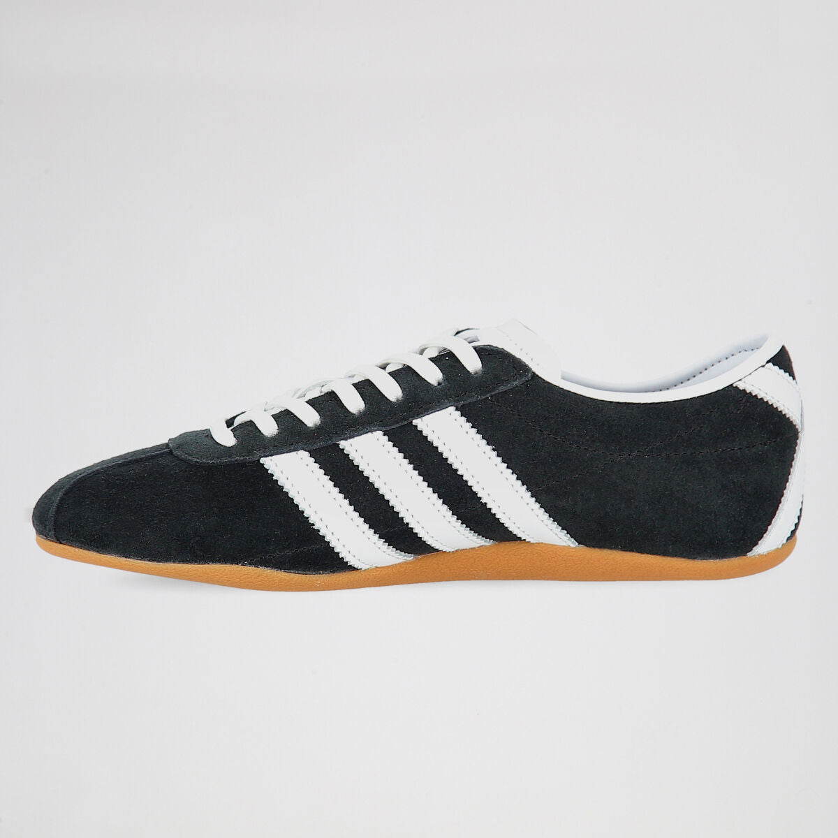 Tênis adidas Tokyo Feminino - Preto / Branco - Foto 2