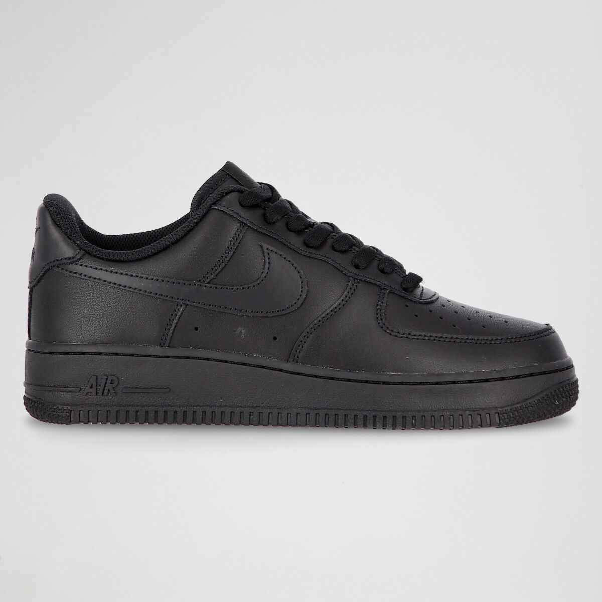 Tênis Nike Air Force 1 '07 Masculino - Preto - Foto 1
