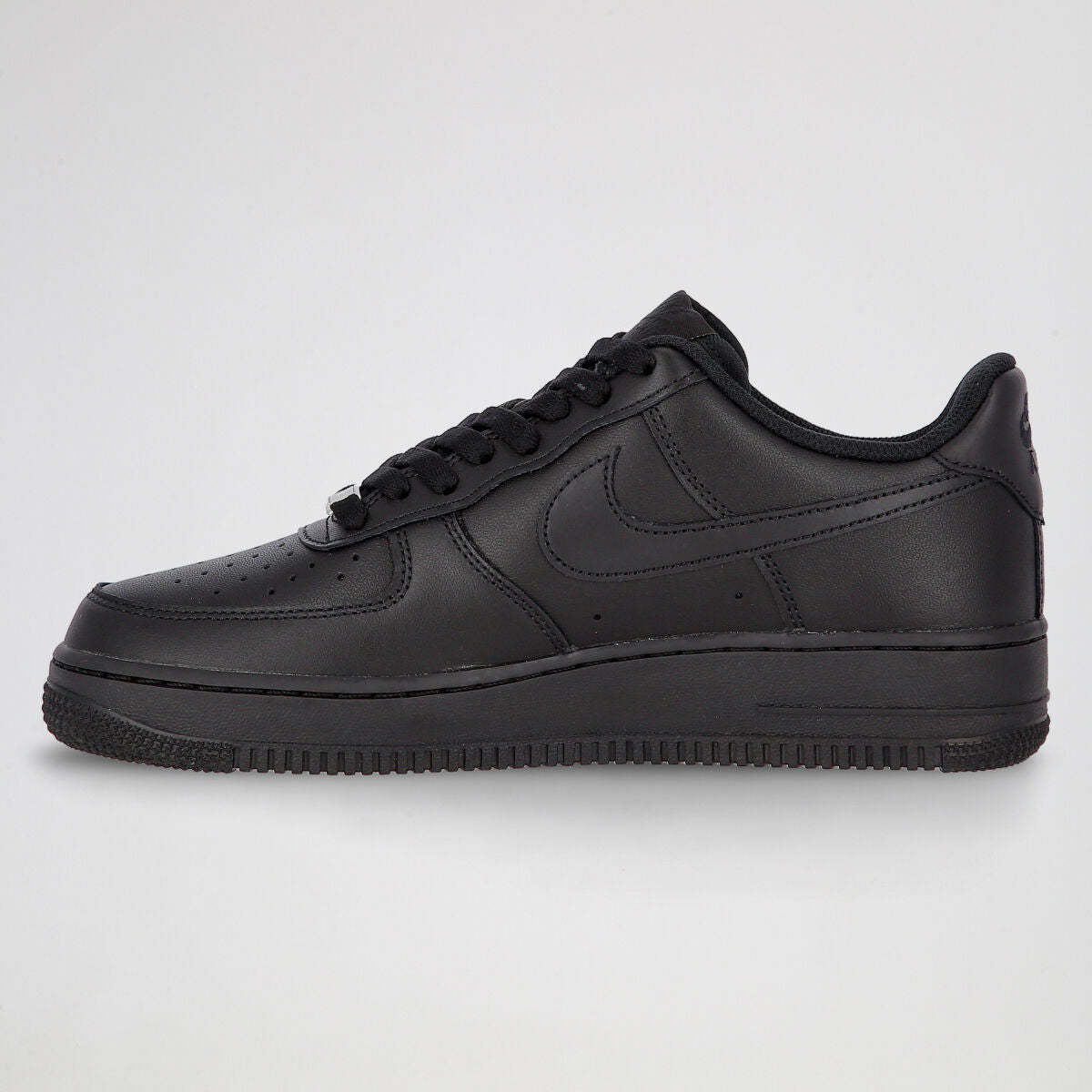 Tênis Nike Air Force 1 '07 Masculino - Preto - Foto 2